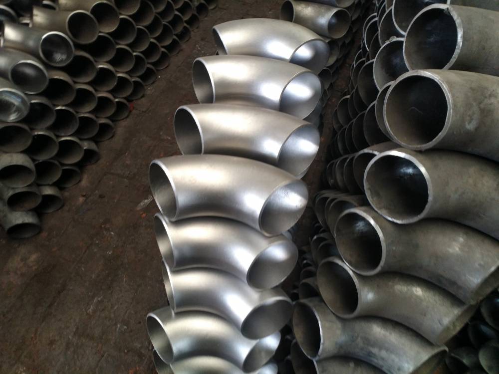 廠家直銷304國標不銹鋼彎頭、316L與321材質焊接彎頭價格解析